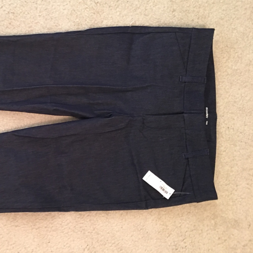 Old Navy Mid-Rise Pixie Ankle Pants
